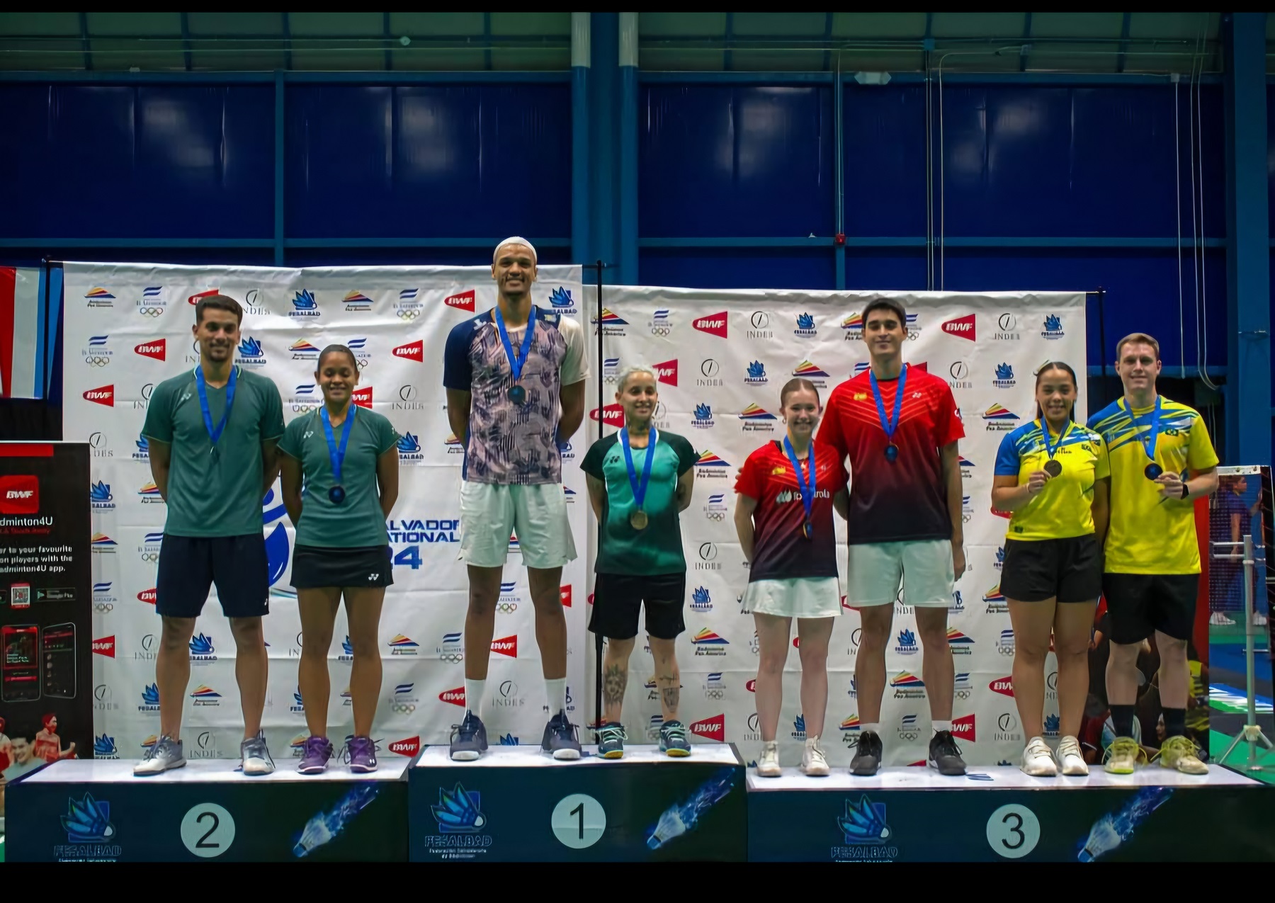 "Amaia Torralba, del Club Bádminton Belmecher, conquista El Salvador con dos bronces y un oro"